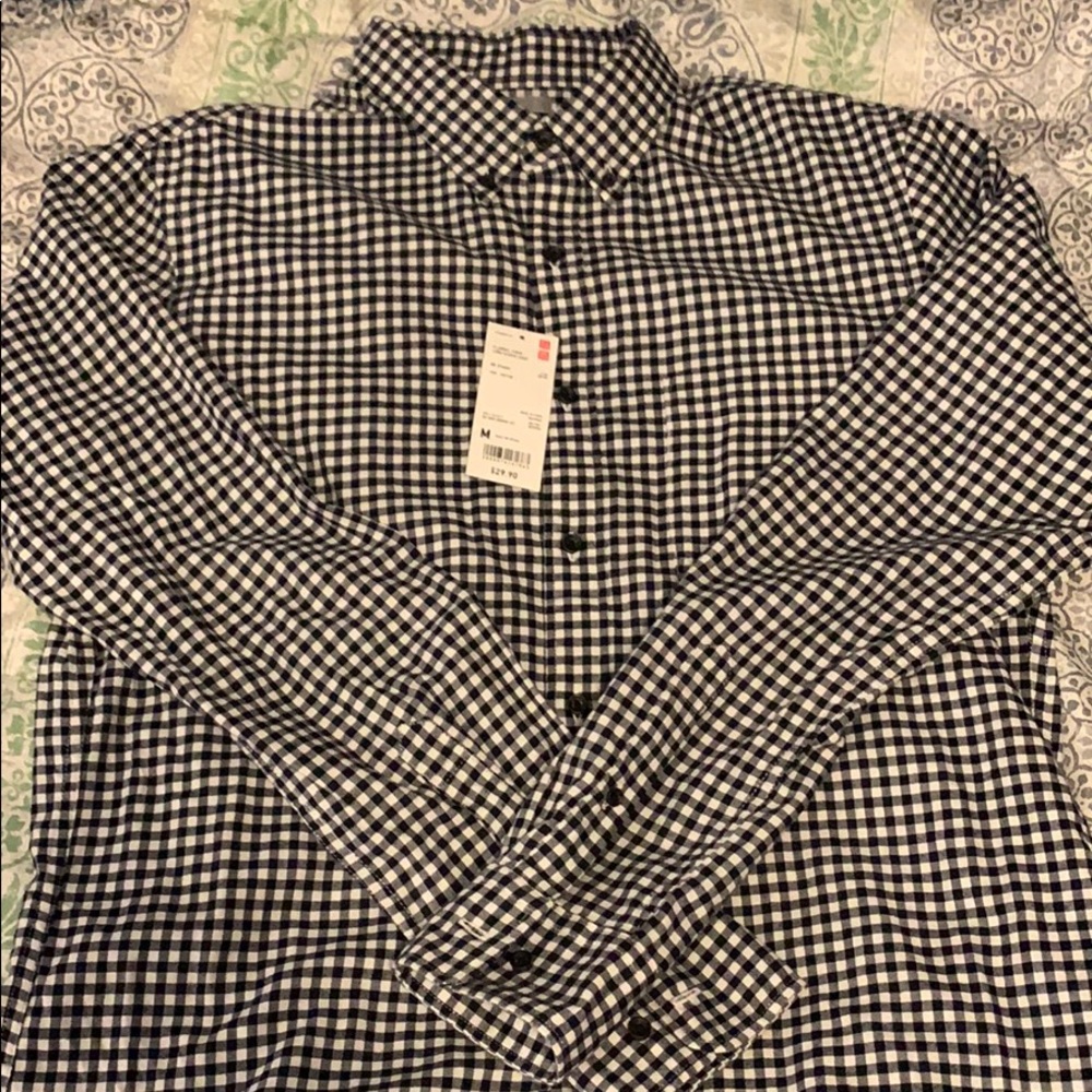 uniqlo dress shirt